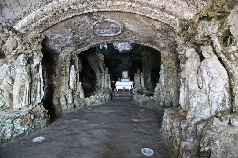 pizzo calabro barlang templom